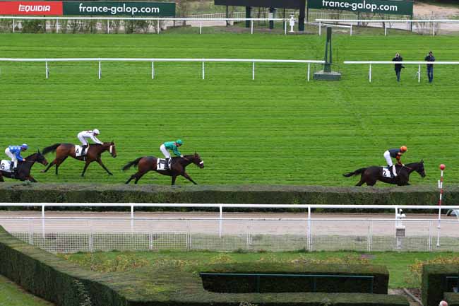 Photo d'arrivée de la course pmu PRIX PLEBEN à SAINT-CLOUD le Mercredi 30 octobre 2019