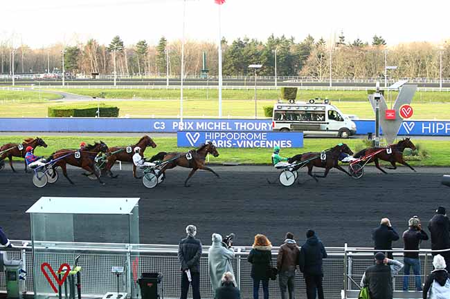 Photo d'arrivée de la course pmu PRIX MICHEL THOURY à PARIS-VINCENNES le Samedi 14 décembre 2019