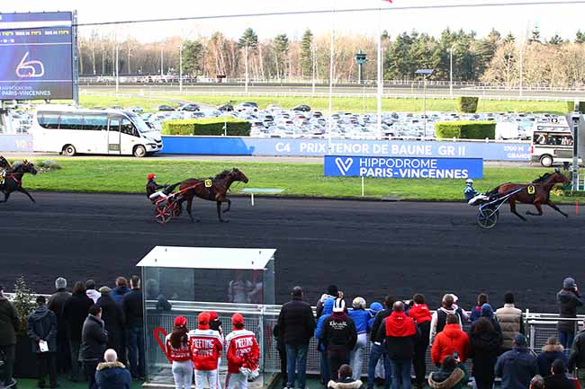 Photo d'arrivée de la course pmu PRIX TENOR DE BAUNE à PARIS-VINCENNES le Dimanche 22 décembre 2019