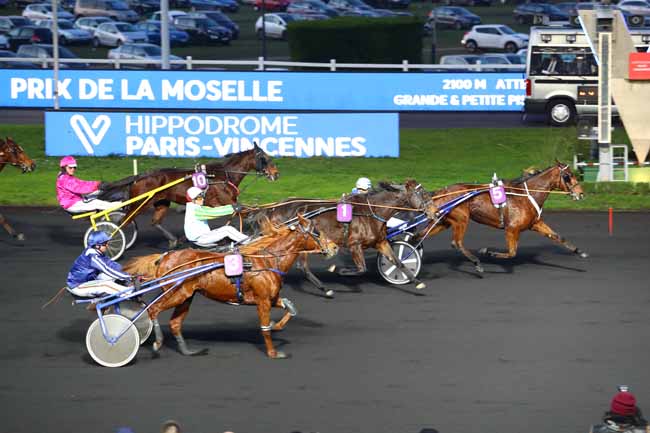 Photo d'arrivée de la course pmu PRIX DE LA MOSELLE à PARIS-VINCENNES le Dimanche 29 décembre 2019