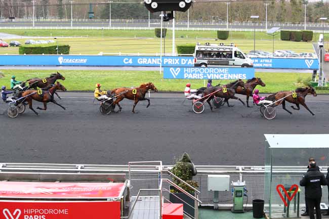 Photo d'arrivée de la course pmu GRAND PRIX D'AFRIQUE à PARIS-VINCENNES le Dimanche 2 février 2020