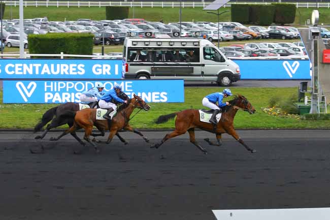 Photo d'arrivée de la course pmu PRIX DES CENTAURES à PARIS-VINCENNES le Dimanche 9 février 2020