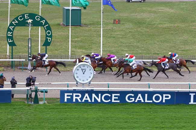 Photo d'arrivée de la course pmu PRIX DE LA ROUTE BOURBON à CHANTILLY le Vendredi 14 février 2020