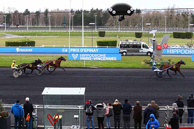 Photo d'arrivée de la course pmu PRIX D'EPINAY à PARIS-VINCENNES le Jeudi 20 février 2020
