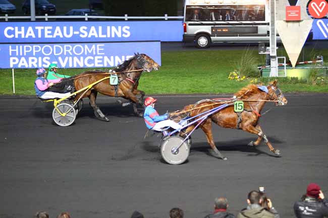 Photo d'arrivée de la course pmu PRIX DE CHATEAU-SALINS à PARIS-VINCENNES le Dimanche 23 février 2020