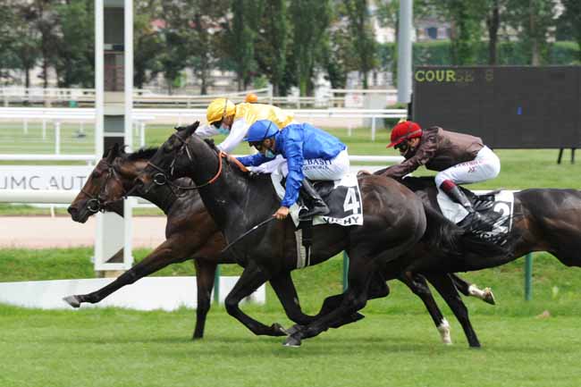 Photo d'arrivée de la course pmu PRIX BILOE MONTE-CARLO - AUTOMOBILES à VICHY le Vendredi 22 mai 2020