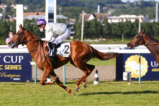 Photo d'arrivée de la course pmu PRIX DE CHAILLOT à DEAUVILLE le Dimanche 31 mai 2020