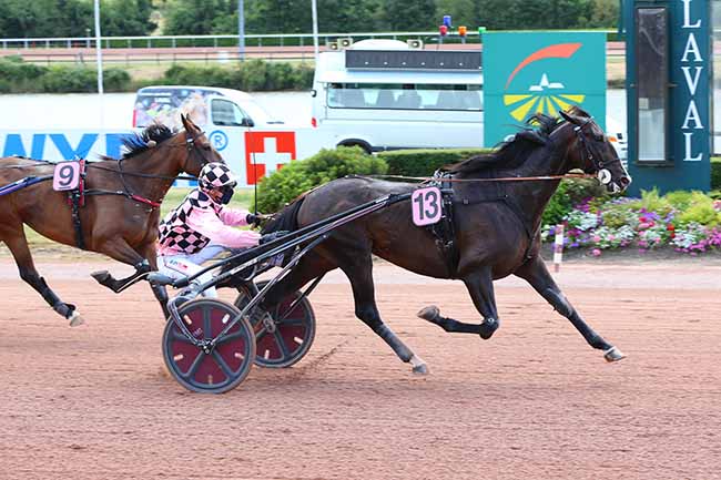 Photo d'arrivée de la course pmu PRIX LOUIS JARIEL à LAVAL le Samedi 6 juin 2020