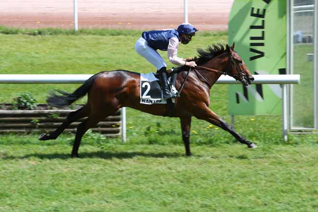 Photo d'arrivée de la course pmu PRIX XAVIER CEBRON DE LISLE à NANTES le Mardi 9 juin 2020