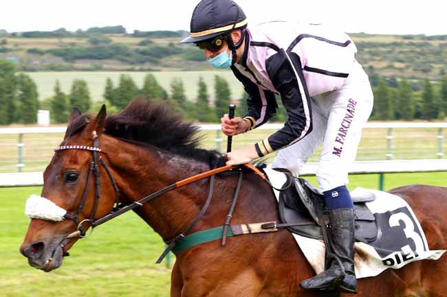 Photo d'arrivée de la course pmu PRIX DU CREDIT AGRICOLE DIEPPE NORMANDIE à DIEPPE le Vendredi 12 juin 2020