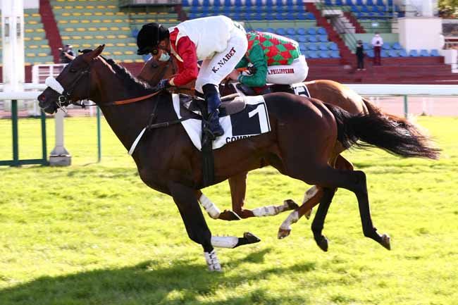 Photo d'arrivée de la course pmu PRIX ALAIN DU BREIL - COURSE DE HAIES DE PRINTEMPS DES QUATRE ANS à COMPIEGNE le Samedi 13 juin 2020