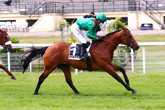 Photo d'arrivée de la course pmu PRIX AMPHITRITE à DIEPPE le Mardi 16 juin 2020