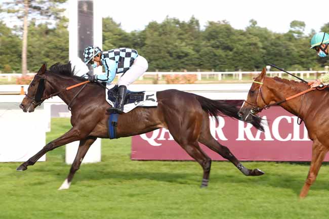 Photo d'arrivée de la course pmu PRIX CENTURY 21 DUPRAT DONNESSE à LA TESTE DE BUCH le Jeudi 18 juin 2020