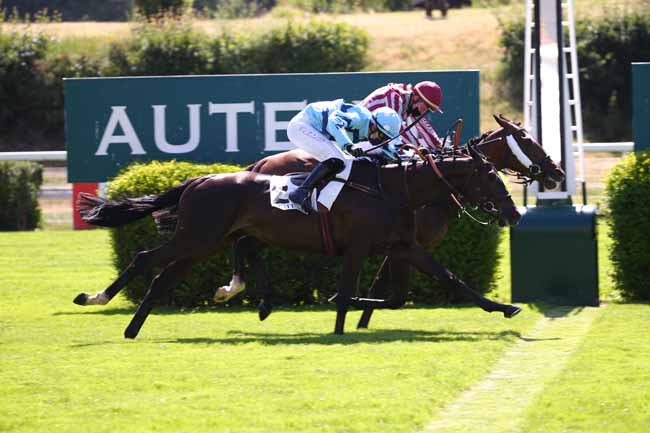 Photo d'arrivée de la course pmu PRIX AL CAPONE II à AUTEUIL le Mardi 23 juin 2020