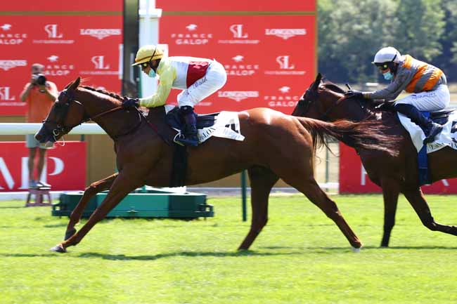 Photo d'arrivée de la course pmu PRIX DE VILLERON à LONGCHAMP le Jeudi 25 juin 2020