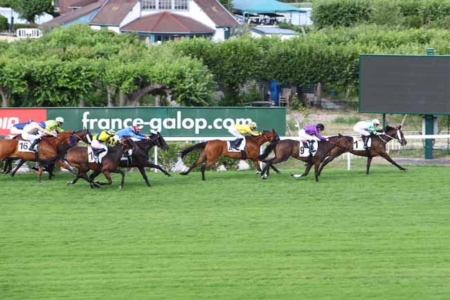 Photo d'arrivée de la course pmu PRIX DE LA BRIE DES MORIN à SAINT-CLOUD le Dimanche 28 juin 2020