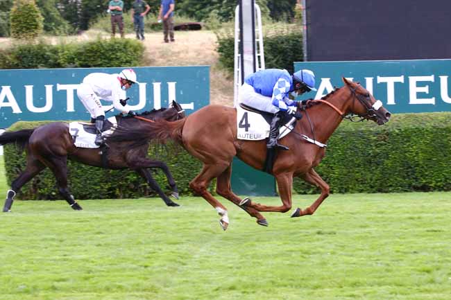 Photo d'arrivée de la course pmu PRIX DES DRAGS à AUTEUIL le Samedi 4 juillet 2020
