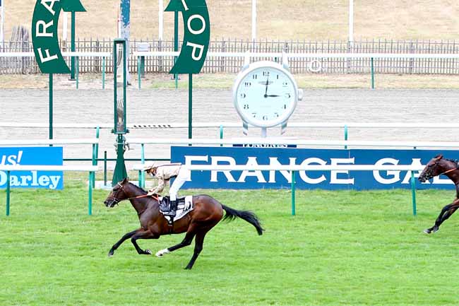 Photo d'arrivée de la course pmu PRIX DE THIMECOURT à CHANTILLY le Vendredi 17 juillet 2020
