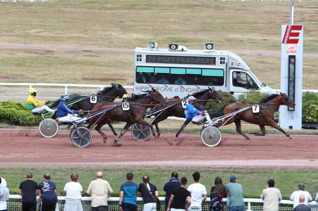 Photo d'arrivée de la course pmu PRIX DU FAUBOURG MONTMARTRE à ENGHIEN le Samedi 25 juillet 2020