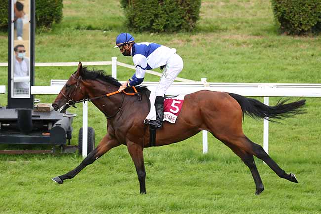 Photo d'arrivée de la course pmu PRIX DES LUPINS à CLAIREFONTAINE le Lundi 17 août 2020