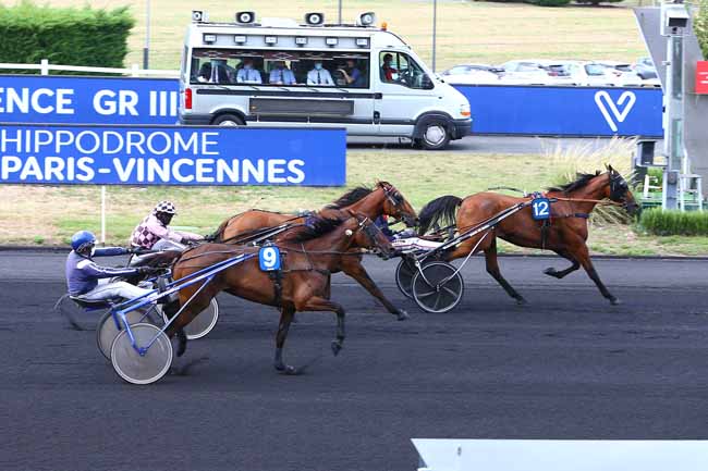 Photo d'arrivée de la course pmu PRIX DE PROVENCE à PARIS-VINCENNES le Samedi 22 août 2020