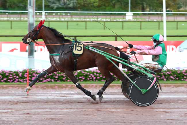 Photo d'arrivée de la course pmu PRIX DES GAILLET DES SABLES à CABOURG le Vendredi 28 août 2020