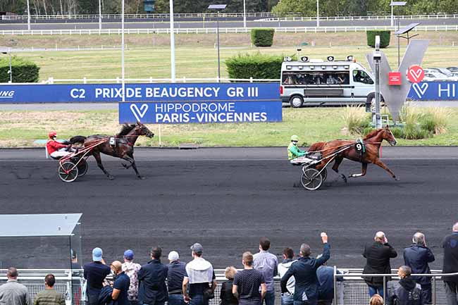 Photo d'arrivée de la course pmu PRIX DE BEAUGENCY à PARIS-VINCENNES le Samedi 29 août 2020