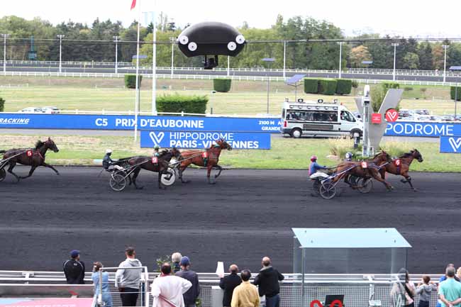 Photo d'arrivée de la course pmu PRIX D'EAUBONNE à PARIS-VINCENNES le Samedi 5 septembre 2020