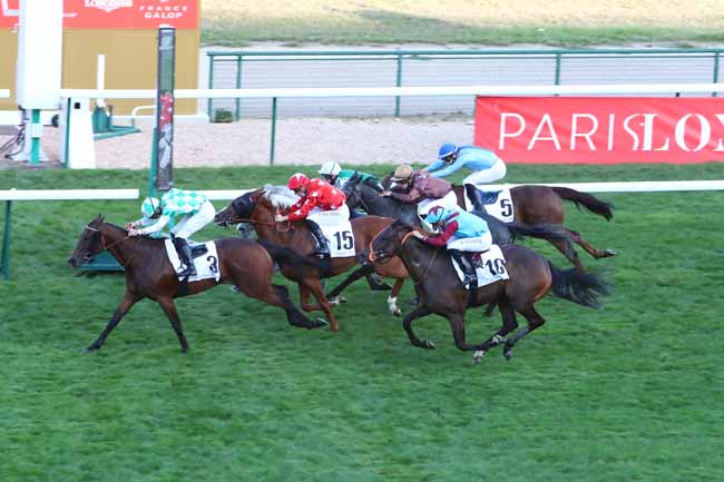 Photo d'arrivée de la course pmu PRIX DE BOLIVAR à LONGCHAMP le Dimanche 6 septembre 2020