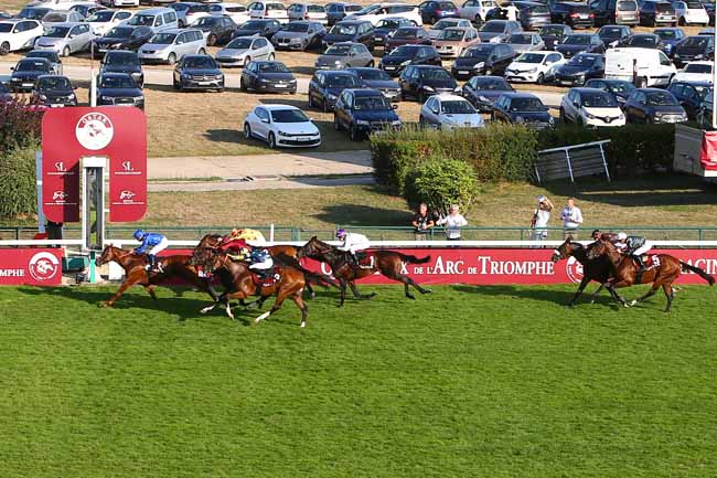 Photo d'arrivée de la course pmu QATAR PRIX DU PIN à LONGCHAMP le Dimanche 13 septembre 2020