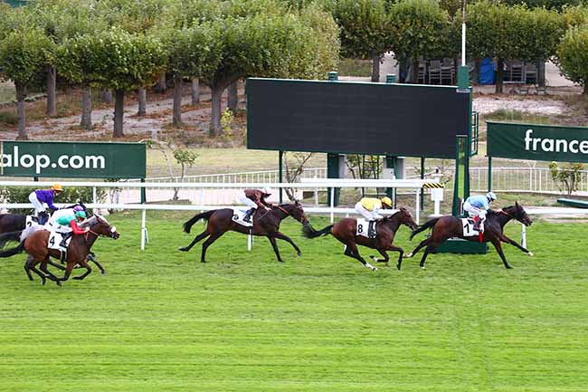Photo d'arrivée de la course pmu PRIX DE LEVIS-SAINT-NOM à SAINT-CLOUD le Mercredi 23 septembre 2020