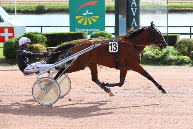 Photo d'arrivée de la course pmu PRIX TRIODE DE FELLIERE à LAVAL le Vendredi 25 septembre 2020