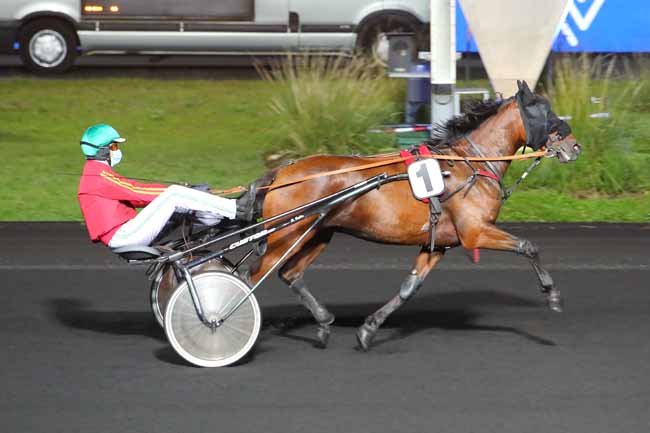 Photo d'arrivée de la course pmu PRIX DU PONT DE TOLBIAC à PARIS-VINCENNES le Lundi 28 septembre 2020