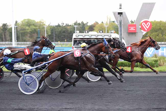 Photo d'arrivée de la course pmu PRIX ALKMENE à PARIS-VINCENNES le Mardi 29 septembre 2020