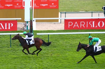 Photo d'arrivée de la course pmu PRIX CASIMIR DELAMARRE - FONDS EUROPEEN DE L'ELEVAGE à LONGCHAMP le Jeudi 15 octobre 2020
