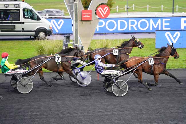 Photo d'arrivée de la course pmu PRIX ISARA à PARIS-VINCENNES le Mardi 20 octobre 2020