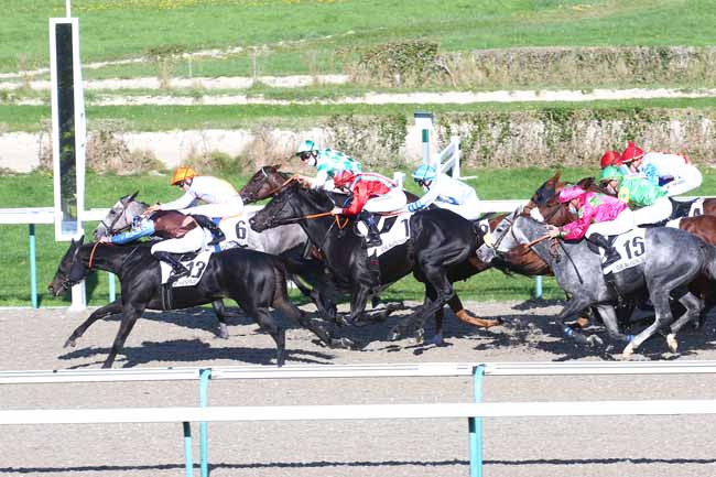Photo d'arrivée de la course pmu PRIX DE LA FORET D'EAWY à DEAUVILLE le Jeudi 22 octobre 2020