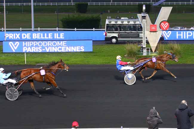 Photo d'arrivée de la course pmu PRIX DE BELLE ILE à PARIS-VINCENNES le Jeudi 5 novembre 2020