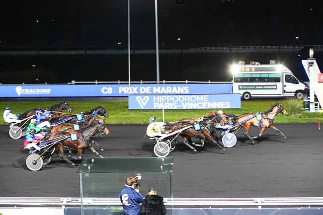 Photo d'arrivée de la course pmu PRIX DE MARANS à PARIS-VINCENNES le Mercredi 2 décembre 2020