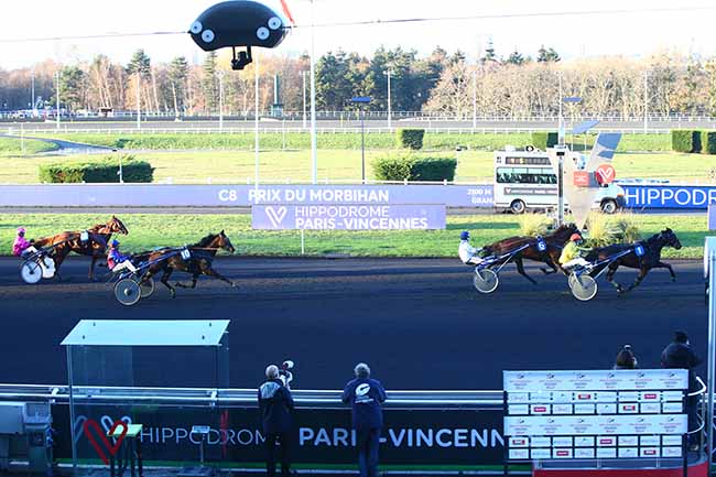Photo d'arrivée de la course pmu PRIX DU MORBIHAN à PARIS-VINCENNES le Mardi 15 décembre 2020