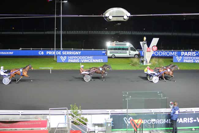 Photo d'arrivée de la course pmu PRIX DE SERRIGNY à PARIS-VINCENNES le Mardi 5 janvier 2021