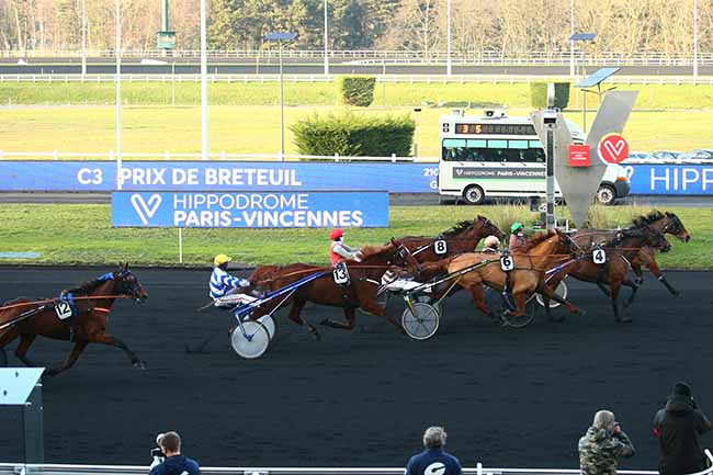 Photo d'arrivée de la course pmu PRIX DE BRETEUIL à PARIS-VINCENNES le Samedi 9 janvier 2021