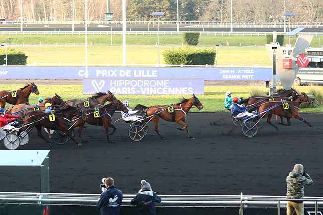 Photo d'arrivée de la course pmu PRIX DE LILLE à PARIS-VINCENNES le Dimanche 10 janvier 2021