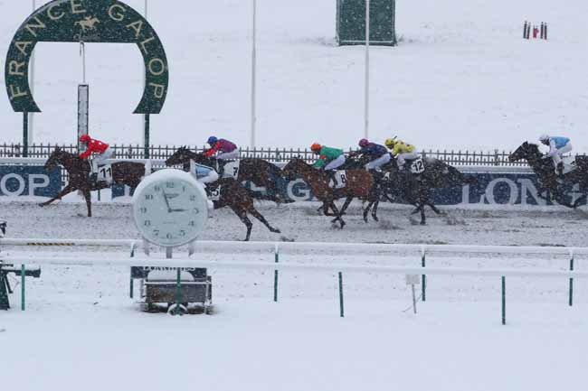 Photo d'arrivée de la course pmu PRIX DU MOULIN DES PLANCHES à CHANTILLY le Samedi 16 janvier 2021