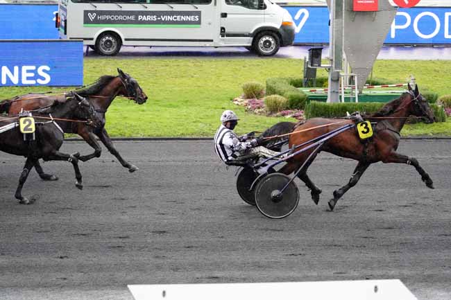Photo d'arrivée de la course pmu PRIX DE VIBRAYE à PARIS-VINCENNES le Jeudi 18 février 2021