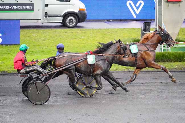 Photo d'arrivée de la course pmu PRIX DE NEVERS à PARIS-VINCENNES le Jeudi 18 février 2021