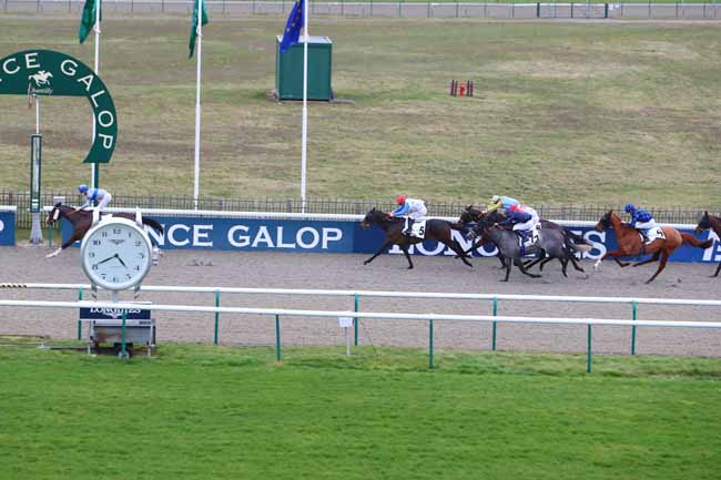 Photo d'arrivée de la course pmu PRIX DE DEAUVILLE à CHANTILLY le Lundi 22 février 2021