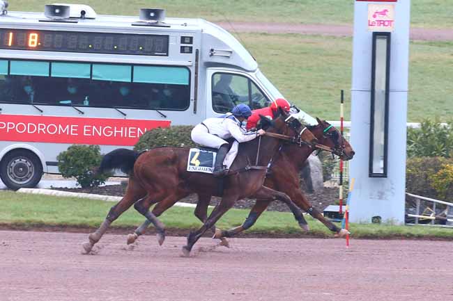 Photo d'arrivée de la course pmu PRIX DE BAGNOLET à ENGHIEN le Mardi 16 mars 2021