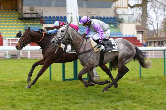Photo d'arrivée de la course pmu PRIX DU COMMANDANT BOSSUT à COMPIEGNE le Mercredi 17 mars 2021