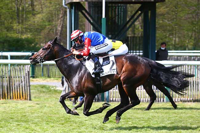 Photo d'arrivée de la course pmu PRIX DU BOURGET à CHANTILLY le Mardi 20 avril 2021